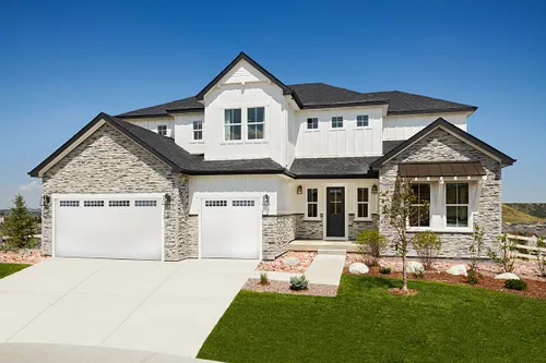 Casa moderna con jardín